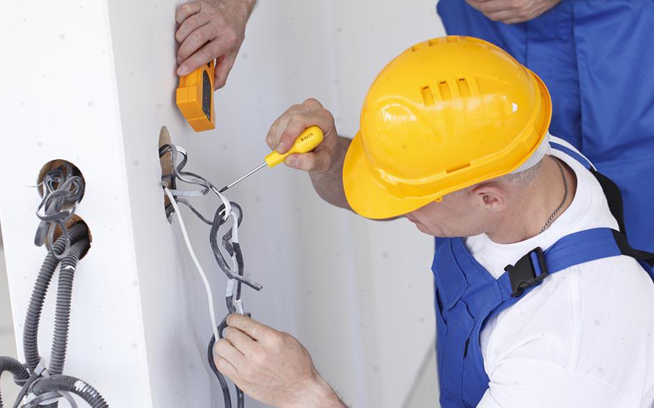 électricien de maintenance Paris 8